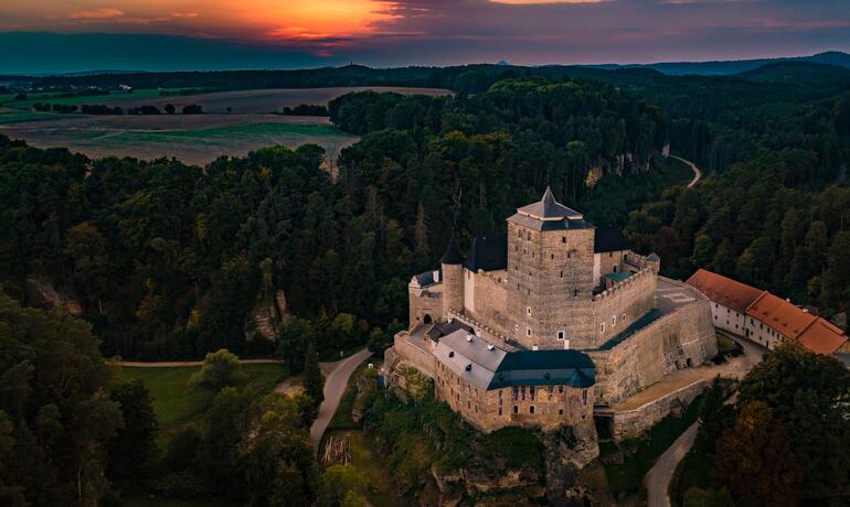 hrad kost český ráj