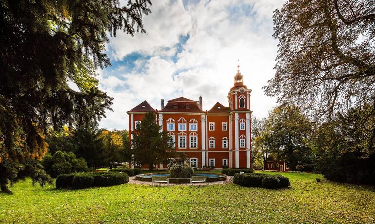 zámecký resort dětenice český ráj