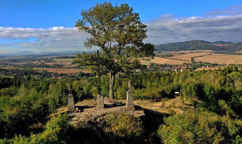 zřícenina hradu brada český ráj