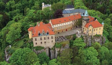 zámecký hotel hrubá skála český ráj