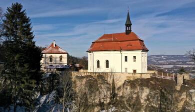 hrad valdštejn český ráj