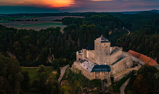 hrad kost český ráj